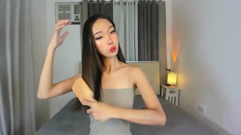 urslutgwen69 online show from 12-02-24, 09:35