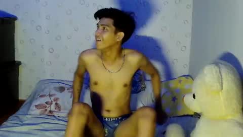 ursweetie_boy online show from 07-06-26, 03:03