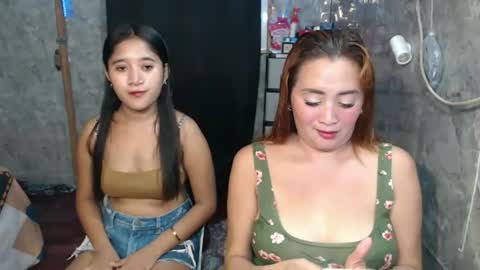 Snapshot of ursweetpinky chatting on 04-01-26, 12:33 ursweetpinky online show from 04-01-26, 12:33