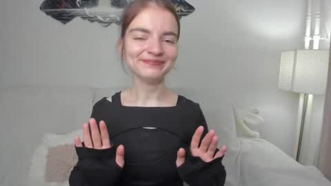 Usti online show from 03-05-26, 04:52