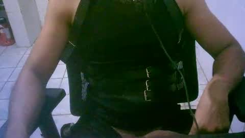 Snapshot of uwustudio chatting on 07-19-26, 10:46 Daddy online show from 07-19-26, 10:46