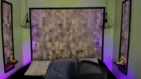 UYUKIE online show from 10-18-25, 11:33