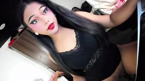 Snapshot of vae_sha chatting on 06-27-26, 09:03 JESS - DONT FORGET TO FOLLOW ME AND GIVE ME THUMBS UP online show from 06-27-26, 09:03