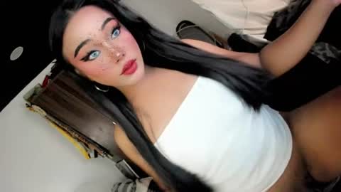 Snapshot of vae_sha chatting on 07-06-26, 12:35 JESS - DONT FORGET TO FOLLOW ME AND GIVE ME THUMBS UP online show from 07-06-26, 12:35