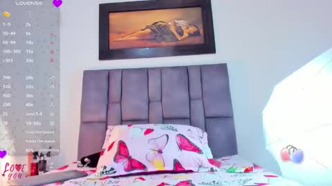 Vahiolet smith online show from 03-21-26, 03:44