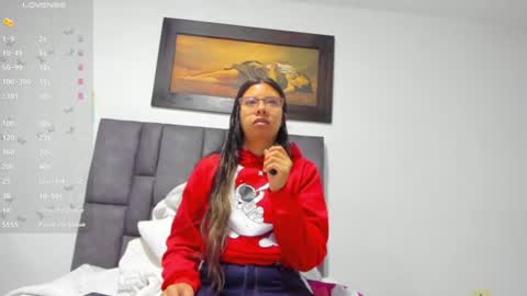 Snapshot of vahiolet_smith chatting on 07-01-26, 12:29 Vahiolet smith online show from 07-01-26, 12:29