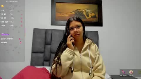 Snapshot of vahiolet_smith chatting on 07-16-26, 12:22 Vahiolet smith online show from 07-16-26, 12:22