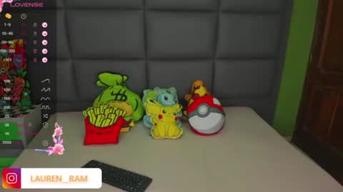 Snapshot of vain_sexualxx chatting on 06-30-26, 10:33 luna online show from 06-30-26, 10:33