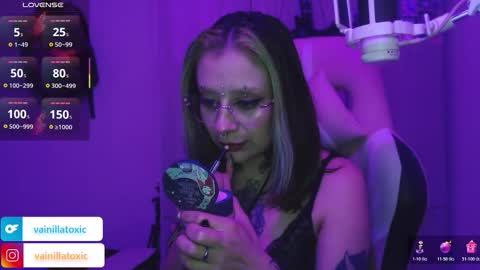 Vainilla Independent model online show from 03-10-26, 02:16