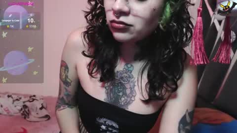 Snapshot of vainilla_l chatting on 06-25-26, 05:12 Vainilla Independent model online show from 06-25-26, 05:12