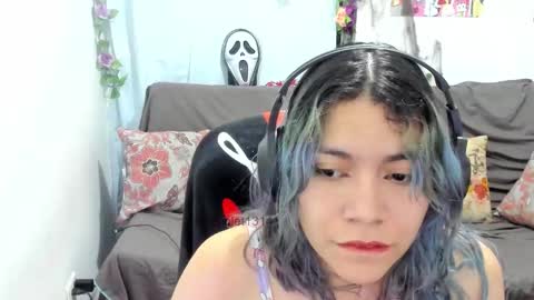 Vaiolet1314 online show from 03-17-26, 05:00