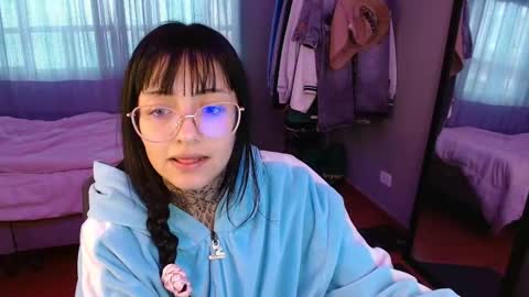 valentina online show from 11-21-25, 12:37