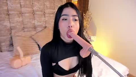 Snapshot of valecute_ chatting on 06-28-26, 08:48 Vale online show from 06-28-26, 08:48