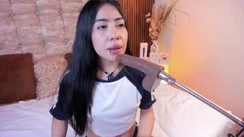 Snapshot of valecute_ chatting on 07-17-26, 09:08 Vale online show from 07-17-26, 09:08