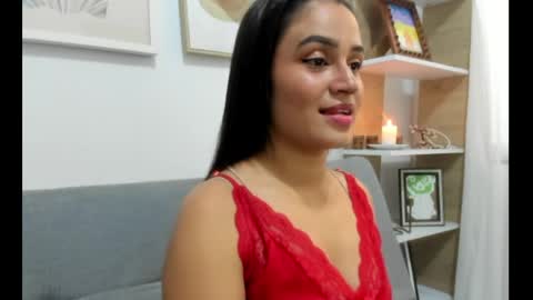 valen_col online show from 05-25-26, 03:29