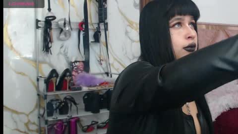 valen_ross7 online show from 07-22-26, 04:37