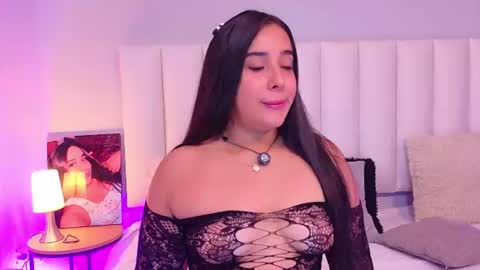 Snapshot of valen_scott_ chatting on 06-22-26, 12:57 Valen Scott online show from 06-22-26, 12:57