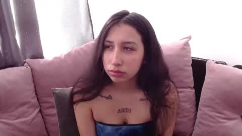 Valentina online show from 05-20-26, 12:22