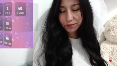 Snapshot of valen_tina33 chatting on 07-13-26, 04:26 Valentina online show from 07-13-26, 04:26