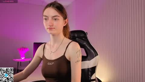 Nora online show from 07-25-26, 11:19