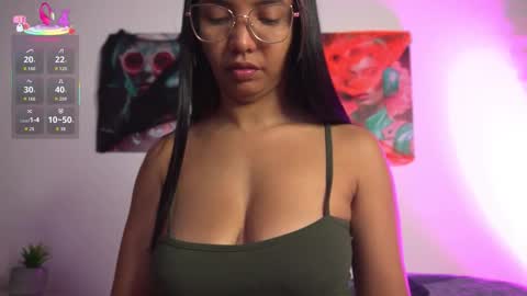 VALENTINA online show from 10-25-25, 11:07