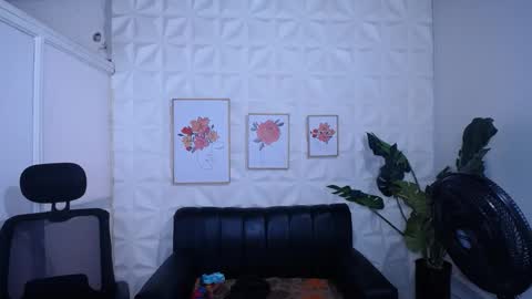 Valentina  online show from 03-12-26, 08:59