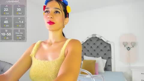 Snapshot of valentina_ross_ chatting on 07-07-26, 11:58 Valentina online show from 07-07-26, 11:58