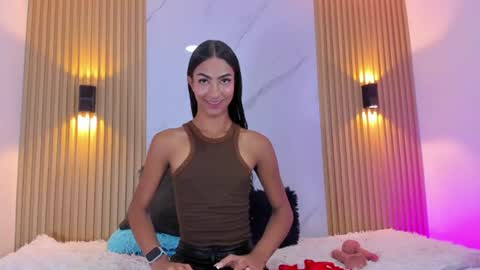 Snapshot of valentinaliux_ chatting on 07-13-26, 12:52 valentinaliux_ online show from 07-13-26, 12:52
