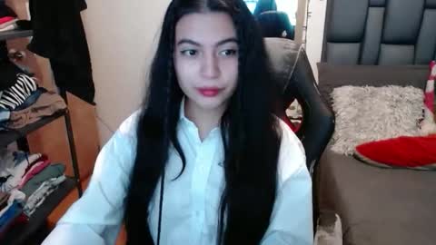 valentinasmith18 online show from 02-02-26, 05:44