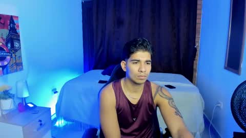 Snapshot of valentino_moura_ chatting on 03-03-25, 12:05 VALENTINO MOURA online show from 03-03-25, 12:05