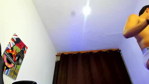 Snapshot of valentino_moura_ chatting on 03-12-25, 12:15 VALENTINO MOURA online show from 03-12-25, 12:15