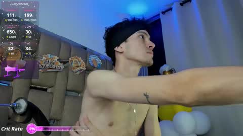 Valentino online show from 09-28-25, 03:17