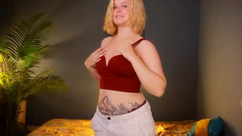 valeri______ online show from 06-26-26, 07:24