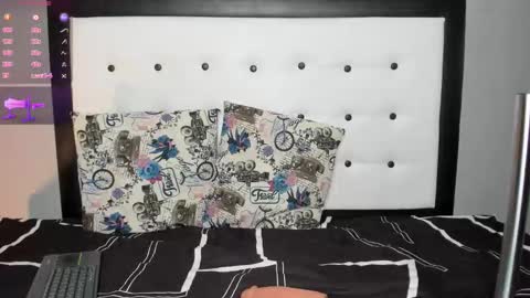 Valeria online show from 09-11-25, 02:33