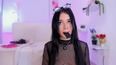 Valeria Londoo online show from 06-14-26, 02:24