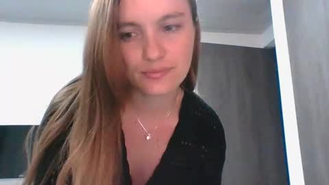 valeriafrannco online show from 04-06-26, 05:52