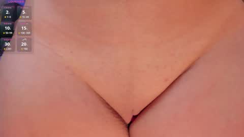 Snapshot of valeriaroldanx chatting on 04-23-26, 12:29 Valeria online show from 04-23-26, 12:29