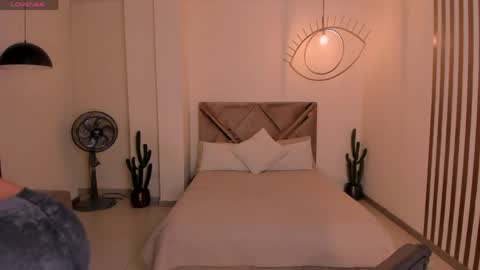Snapshot of valeriaroldanx chatting on 05-01-26, 10:31 Valeria online show from 05-01-26, 10:31
