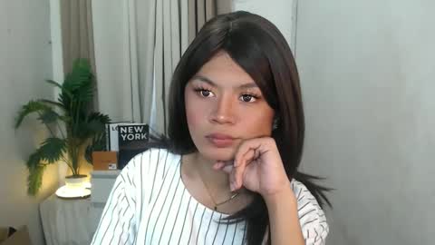 MISS Valerie online show from 05-06-26, 02:08