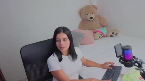 valerihouse_ online show from 05-30-26, 02:19