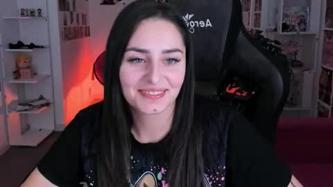 Snapshot of valeriiemills chatting on 01-12-26, 02:33 Valerie online show from 01-12-26, 02:33