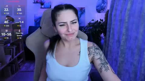 Snapshot of valeriiemills chatting on 03-08-26, 05:39 Valerie online show from 03-08-26, 05:39