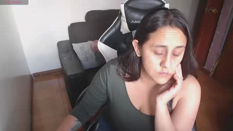 ValeriaMayerss online show from 05-03-26, 06:47