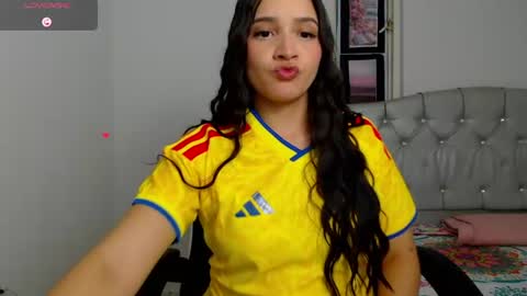valeria online show from 06-18-26, 04:35