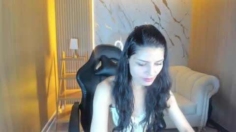 Snapshot of valery_tf chatting on 12-15-25, 08:24 Valery online show from 12-15-25, 08:24