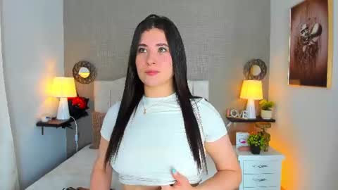 Snapshot of valeryfoxt chatting on 07-07-26, 02:14 valery online show from 07-07-26, 02:14