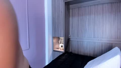 Snapshot of valerymeyerr chatting on 06-27-26, 12:22 valerymeyerr online show from 06-27-26, 12:22