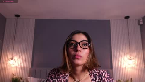 Snapshot of valerynova chatting on 05-16-26, 10:58 Carla online show from 05-16-26, 10:58