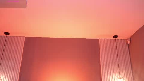 Snapshot of valerynova chatting on 06-12-26, 11:09 Carla online show from 06-12-26, 11:09