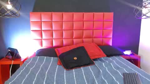 Valkirye  online show from 03-25-26, 11:16